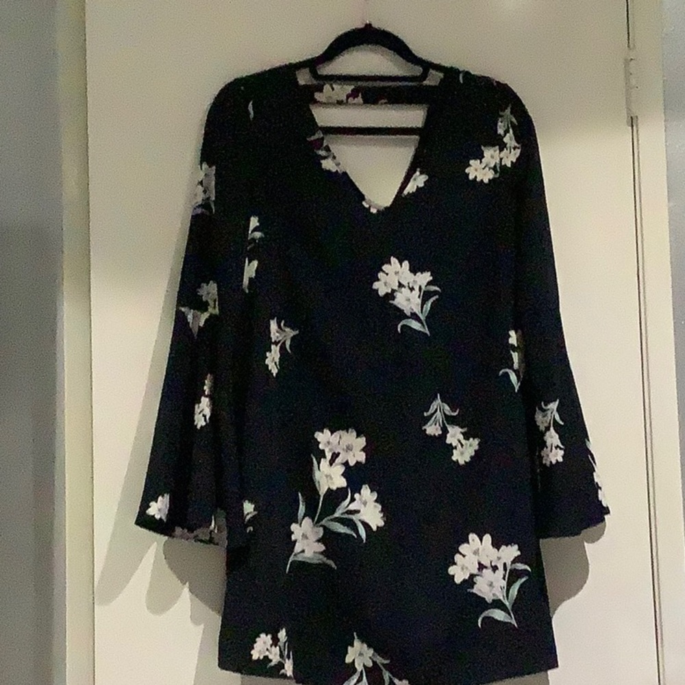 Aqua Long Sleeve Dress - Black